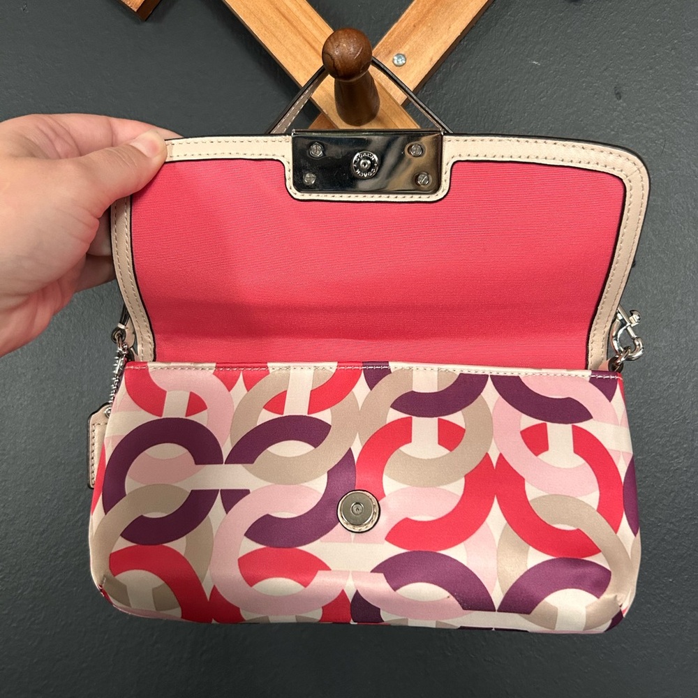 Coach Y2K Kristin Signature Monogram Multicolor Wristlet OP Art Fuchsia & Purple - Picture 8 of 14